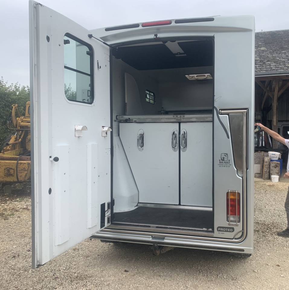 Horsebox HGV Theault  2007 Used
