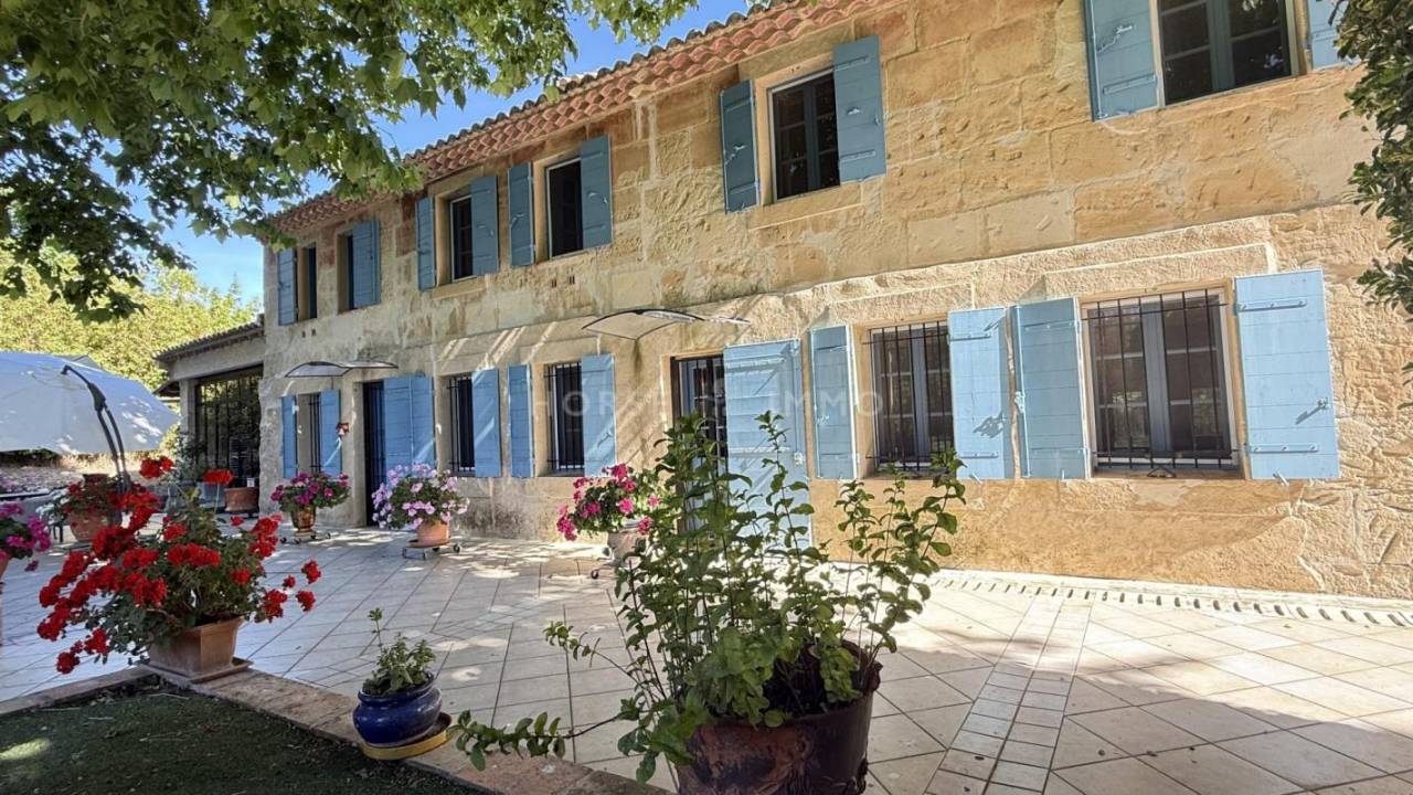 Equestrian property  Bouches-du-Rh&ocirc;ne