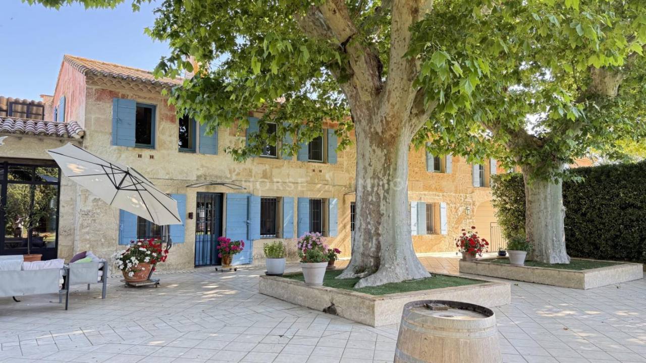Equestrian property  Bouches-du-Rh&ocirc;ne