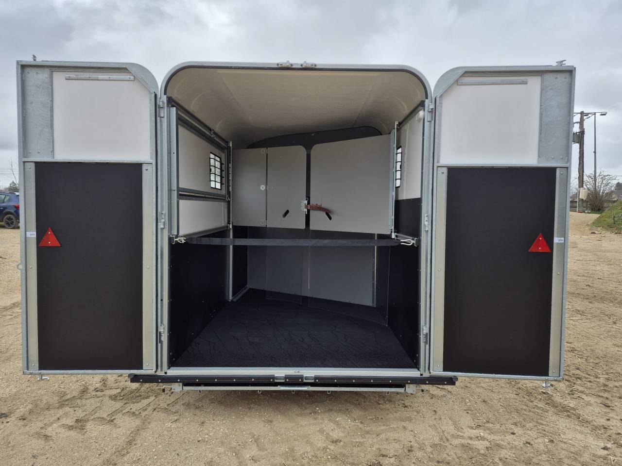 Horse trailer Fautras Oblic X2 2 Stalls 2026 New