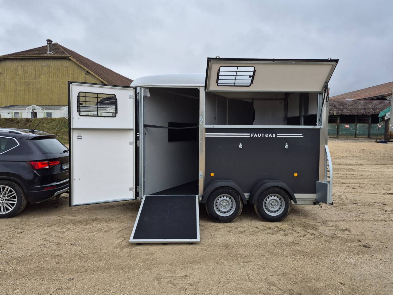 Horse trailer Fautras Oblic X2 2 Stalls 2026 New