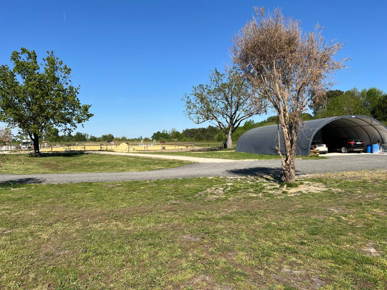 Luxurious equestrian property  Gironde