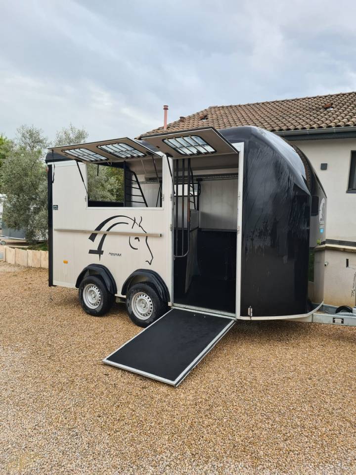 Horse trailer Cheval Liberte Minimax 3 Stalls 2020 Used