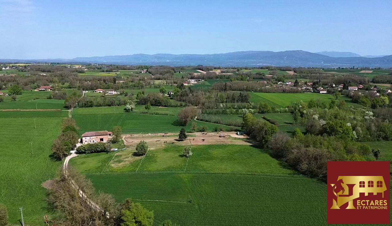 Livery yard  Is&egrave;re