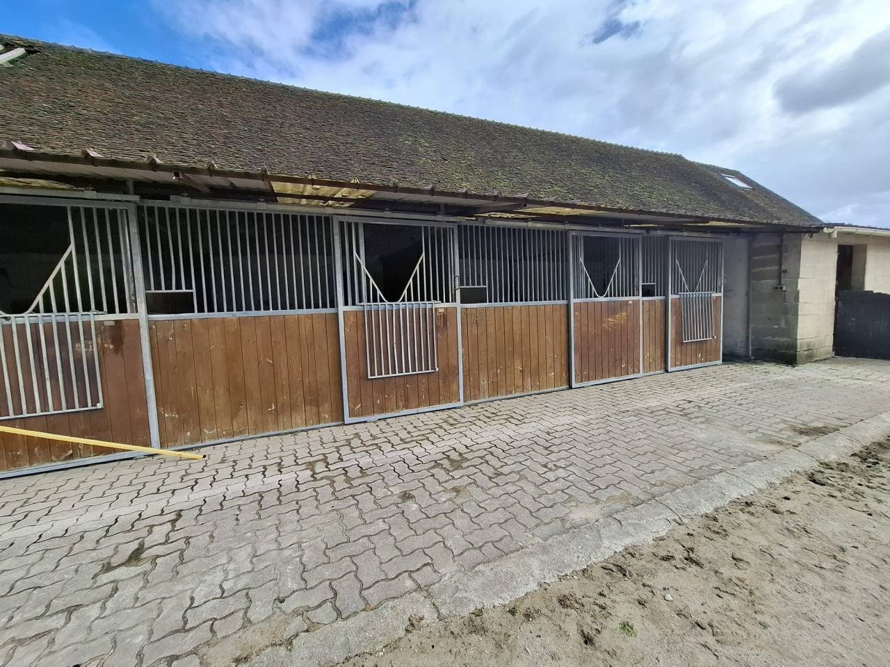 Equestrian property  Loiret
