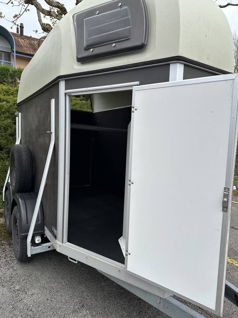 Horse trailer Blomert T1 1,5 Stalls 2016 Used
