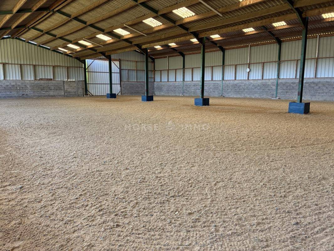 Equestrian property  Sarthe