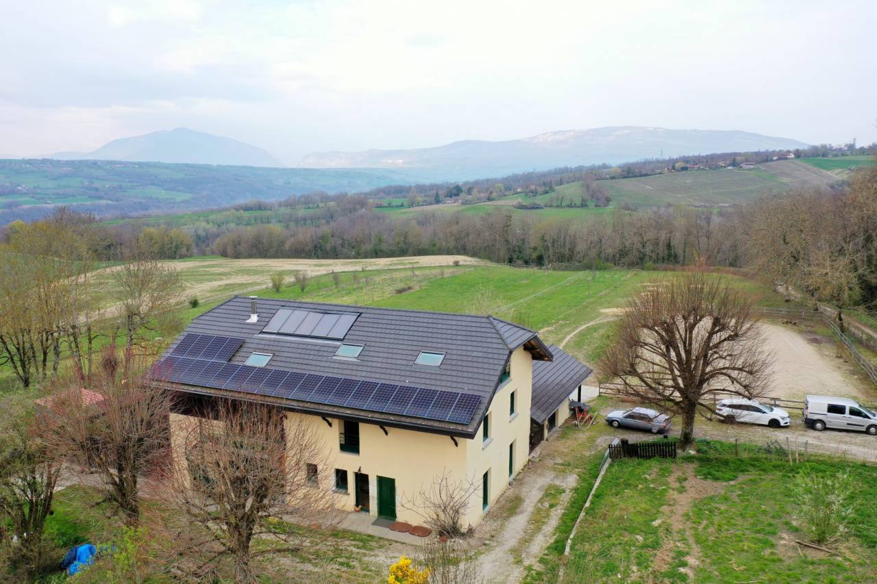 Equestrian property  Ain