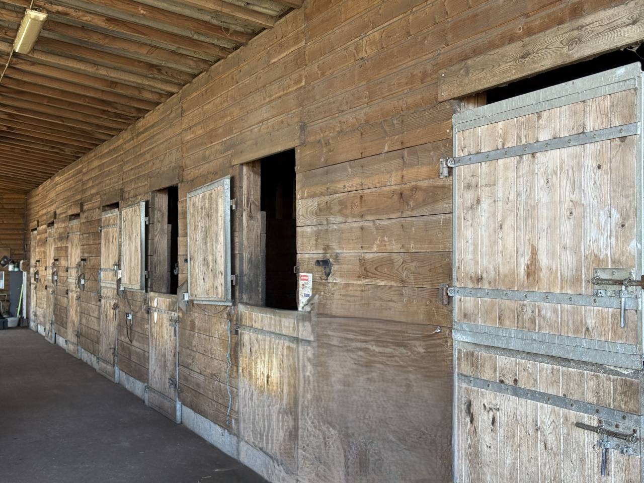 Livery yard  Gironde