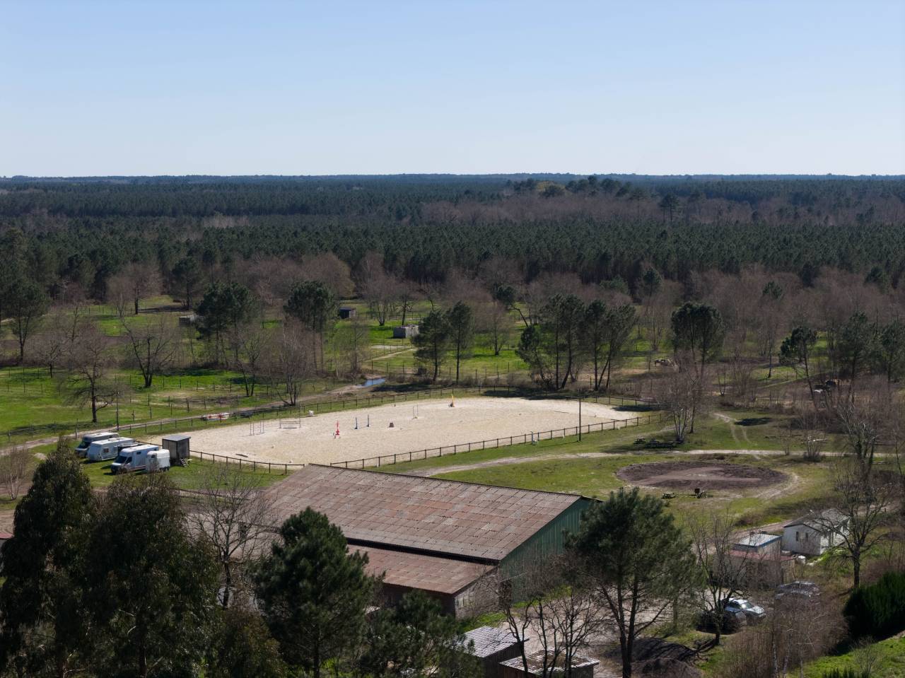 Livery yard  Gironde