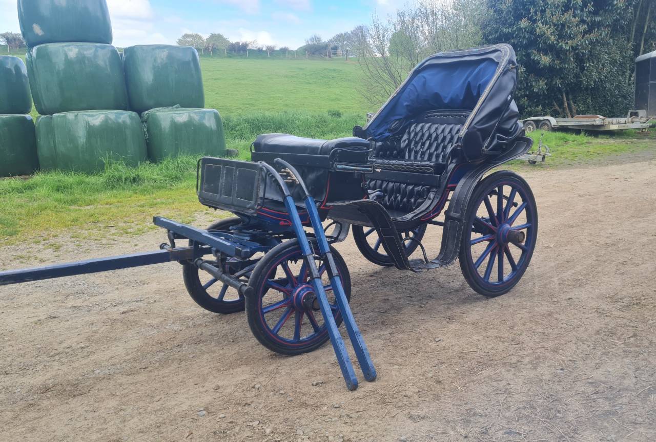 Carriage - Victoria  Victoria 