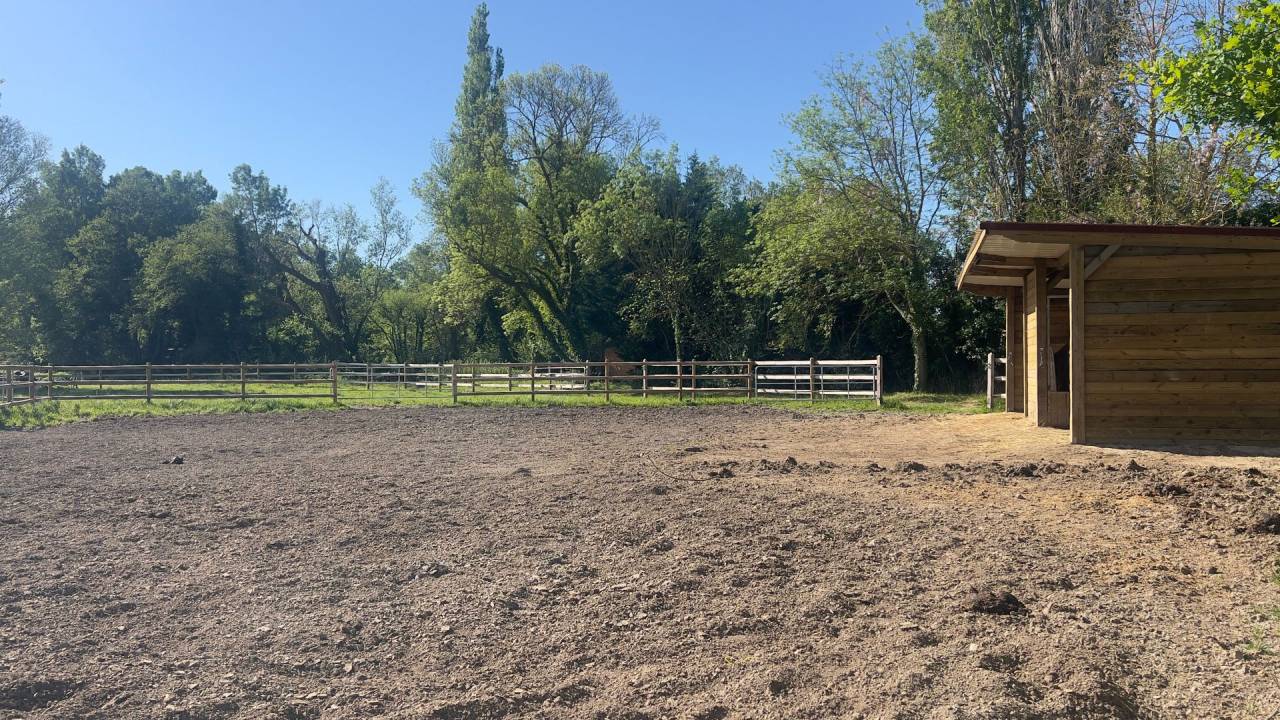 Equestrian property  Vaucluse