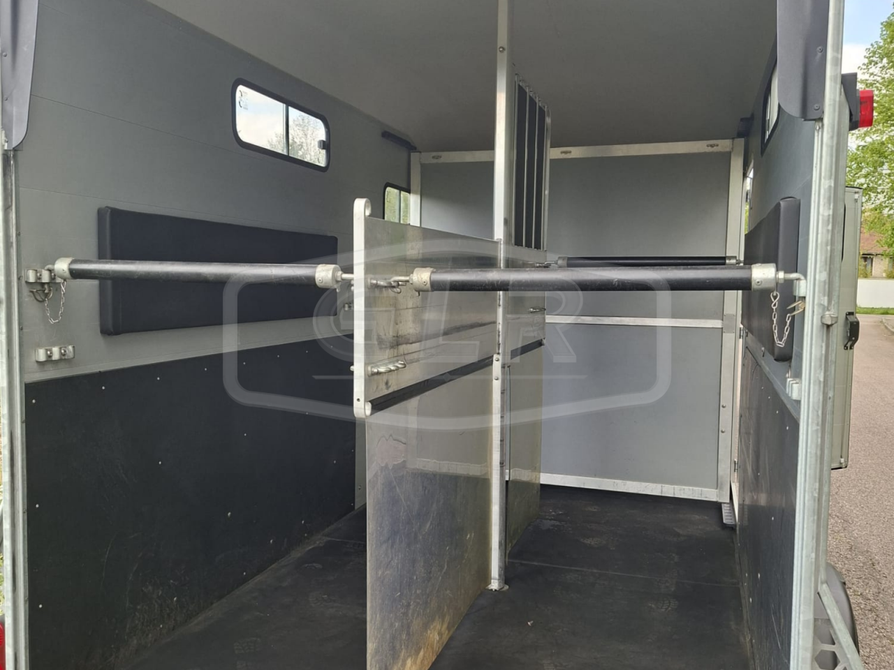 Horse trailer Cheval Liberte Multimax 2 Stalls 2023 Used