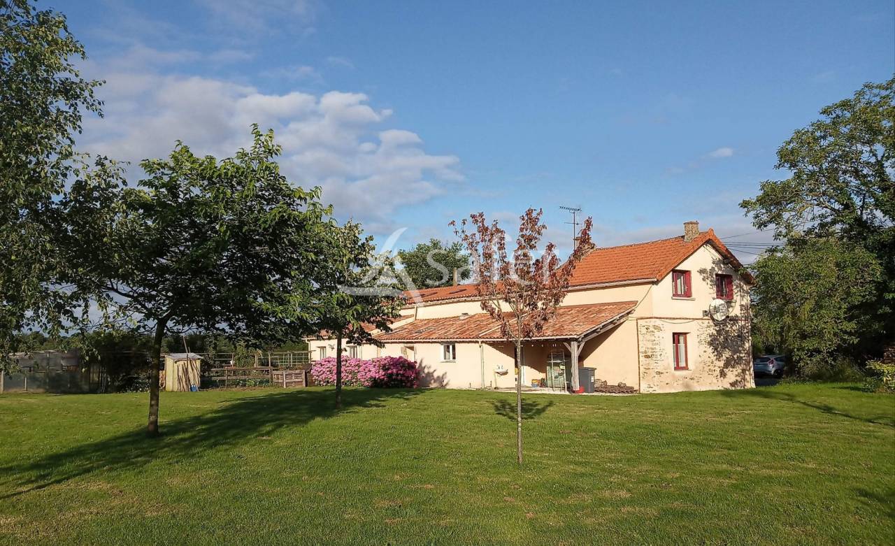 Other country property  Vend&eacute;e