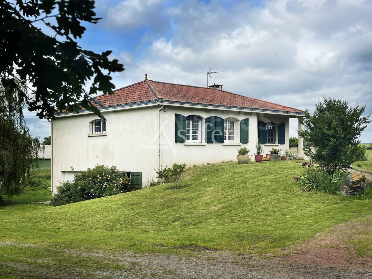 Other agricultural property  Vend&eacute;e
