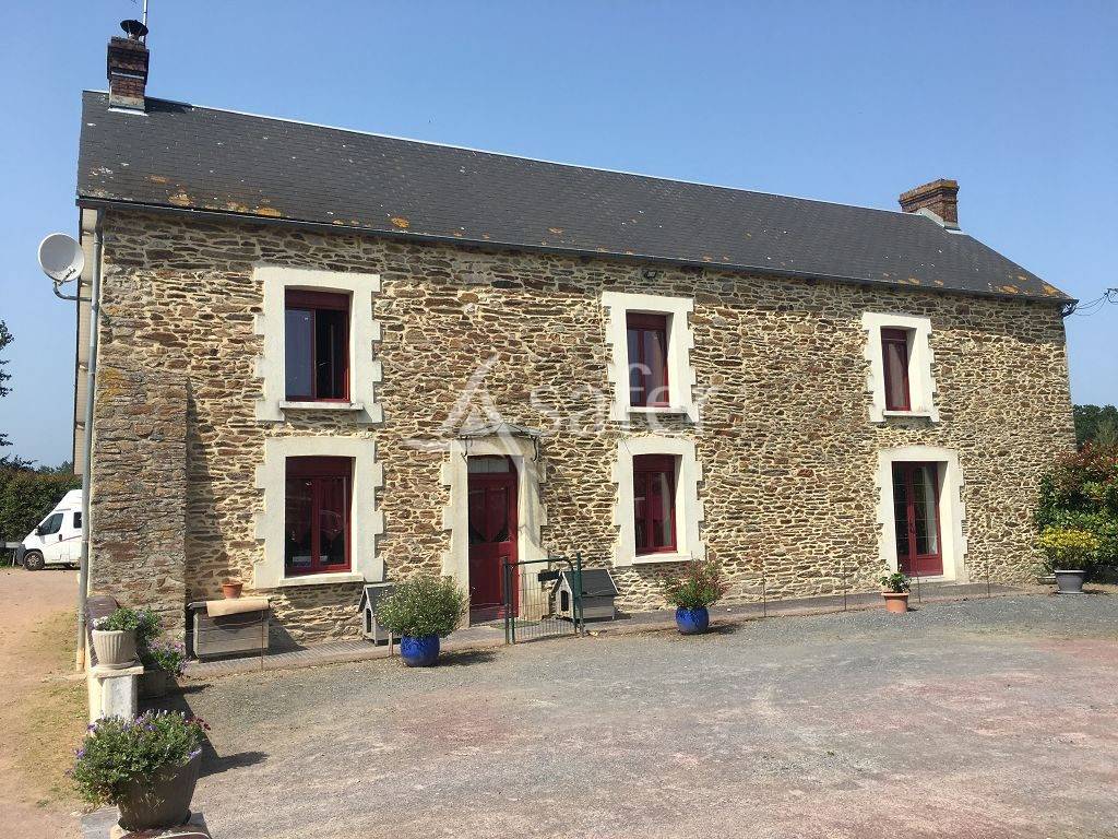 Equestrian property  Calvados