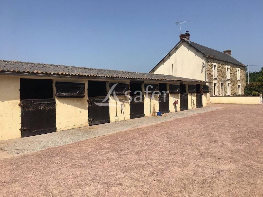 Equestrian property  Calvados