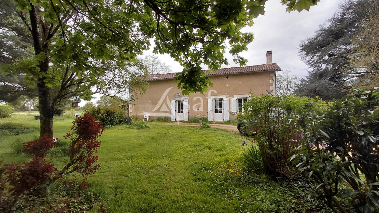 Equestrian property  Deux-S&egrave;vres