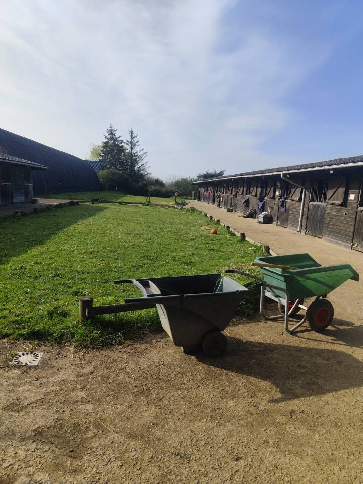 Livery yard  Loir-et-Cher