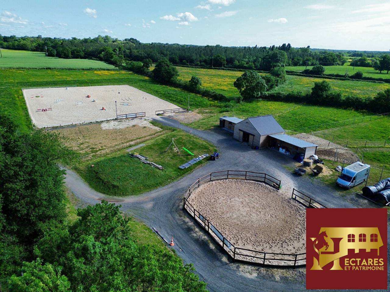 Equestrian property  Maine-et-Loire