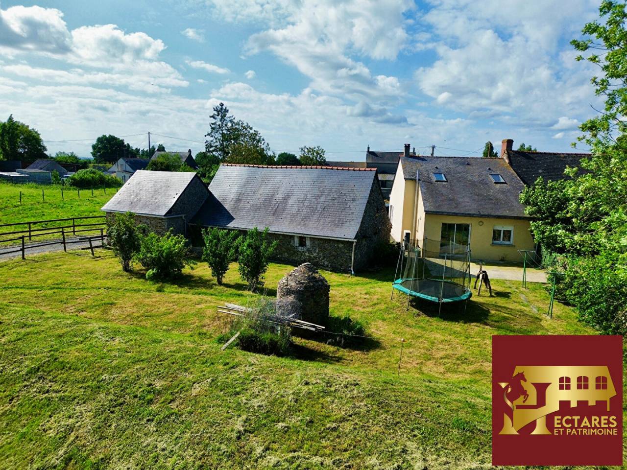 Equestrian property  Maine-et-Loire