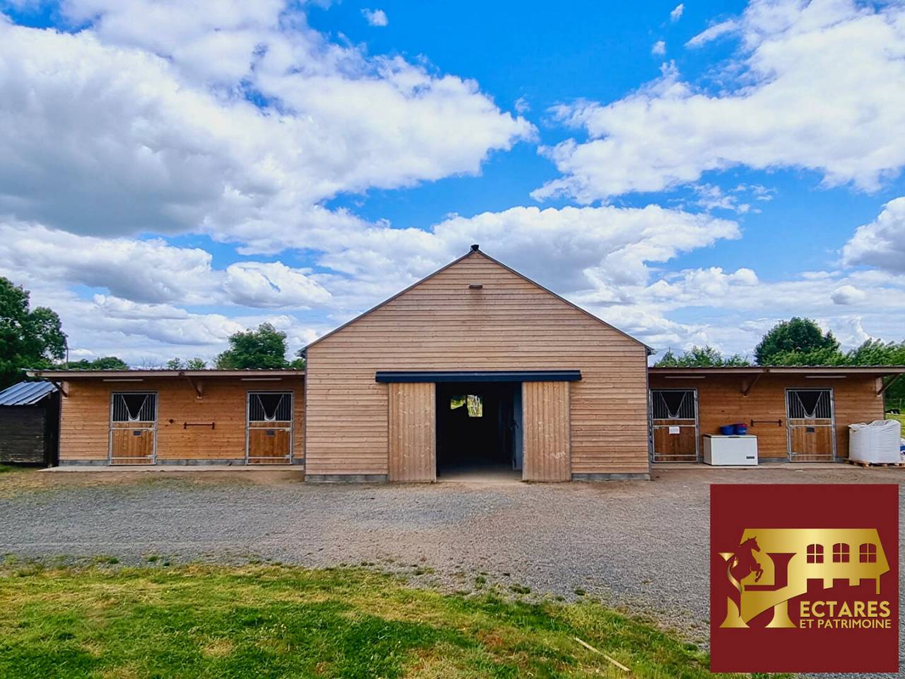 Equestrian property  Maine-et-Loire