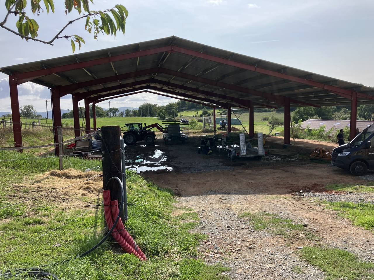 Equestrian farm  Rh&ocirc;ne