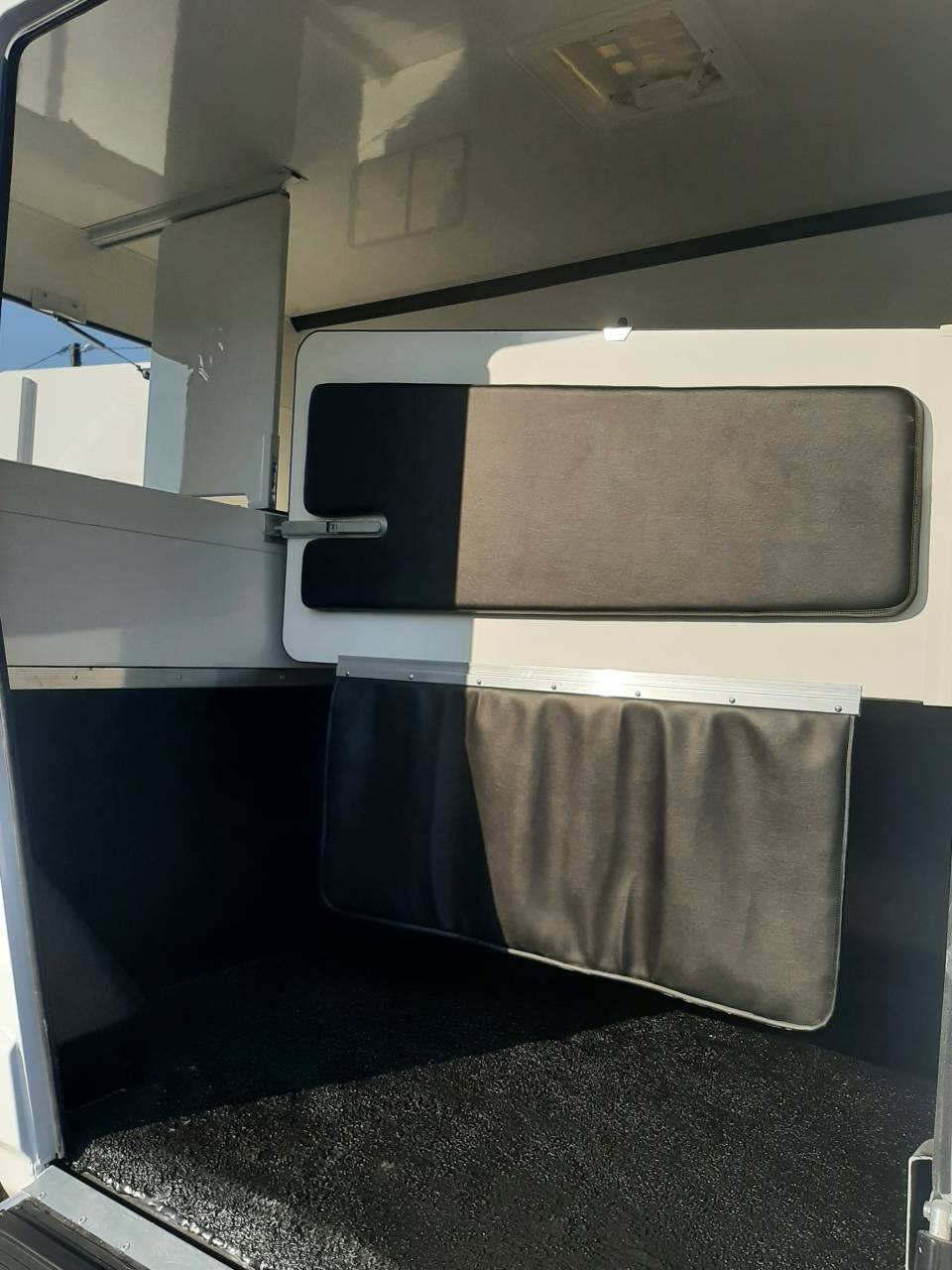 Horsebox HGV Renault Master 2017 Used